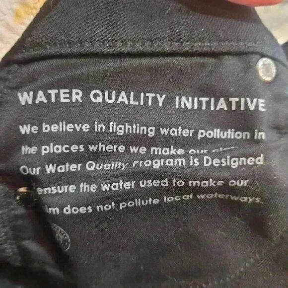 Banana Republic Women's Black Cotton/Spandex Mid-Rise Skinny Jeans - Picture 13 of 13